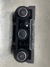 Load image into Gallery viewer, TEMPERATURE CONTROLS Golf Golf GTI 2012 12 2013 13 2014 14 - NW675924
