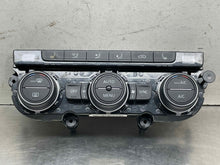 Load image into Gallery viewer, TEMPERATURE CONTROLS Volkswagen Golf Golf GTI 2017 17 - NW676091
