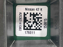 Load image into Gallery viewer, SPEEDOMETER CLUSTER Nissan Pathfinder 2015 15 - NW676429
