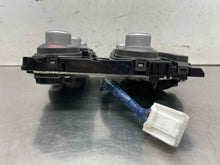 Load image into Gallery viewer, FRONT TEMPERATURE CONTROLS Nissan Pathfinder 13 14 15 16 - NW676089
