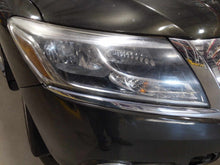 Load image into Gallery viewer, HEADLIGHT LAMP ASSEMBLY Pathfinder 2013 13 2014 14 2015 15 Right - NW676240
