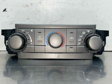 Load image into Gallery viewer, Temperature Controls  HIGHLANDER 2009 - NW676377
