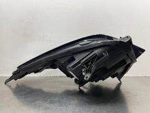 Load image into Gallery viewer, Headlight Lamp Assembly Cadillac XT5 2018 - NW676238
