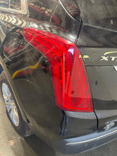 Load image into Gallery viewer, Tail Lamp Light Cadillac XT5 2018 - NW676293
