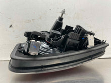 Load image into Gallery viewer, TAIL LIGHT LAMP ASSEMBLY Cooper Mini 1 02 03 04 05 06 07 08 Left - NW676736
