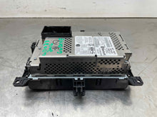 Load image into Gallery viewer, Radio  GRAND CHEROKEE 2016 - NW678141
