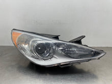 Load image into Gallery viewer, HEADLIGHT LAMP ASSEMBLY Hyundai Sonata 11 12 13 14 Right - NW676821
