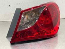 Load image into Gallery viewer, OUTER TAIL LIGHT LAMP Hyundai Sonata 11 12 13 14 Right - NW676873
