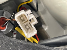 Load image into Gallery viewer, OUTER TAIL LIGHT LAMP Hyundai Sonata 11 12 13 14 Left - NW676874

