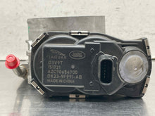 Load image into Gallery viewer, THROTTLE BODY Vanden Pl XE XF XFR XJ XJL Discovery Rover Sport 13-19 - NW677398
