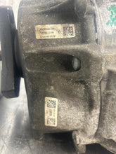Load image into Gallery viewer, Transfer Case  MERCEDES GL-CLASS 2017 - NW677937
