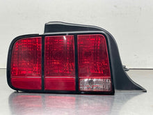 Load image into Gallery viewer, TAIL LIGHT LAMP ASSEMBLY Ford Mustang 05 06 07 08 09 Left - NW677348
