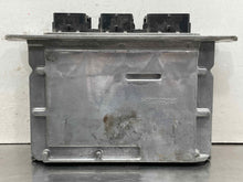 Load image into Gallery viewer, ECU ECM Computer Ford Mustang 2005 - NW677777
