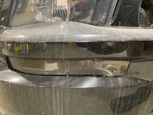 Load image into Gallery viewer, PARKLAMP Ford Mustang 2005 05 2006 06 2007 07 2008 08 2009 09 Right - NW677816

