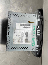 Load image into Gallery viewer, Radio Hyundai Santa Fe 2017 - NW677634
