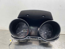 Load image into Gallery viewer, SPEEDOMETER CLUSTER Subaru Legacy 2015 15 - NW678838
