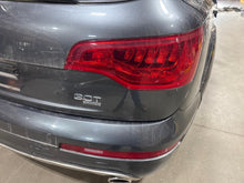 Load image into Gallery viewer, TAIL LIGHT LAMP ASSEMBLY Audi Q7 10 11 12 13 14 15 Right - NW678847
