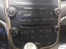 Load image into Gallery viewer, Temperature Controls Chevrolet Malibu 2014 - NW679251
