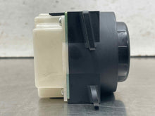Load image into Gallery viewer, Temperature Controls  MAZDA MX-5 MIATA 2006 - NW678923

