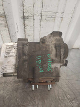 Load image into Gallery viewer, TRANSFER CASE Toyota Rav4 06 07 08 09 10 11 12 - NW680229
