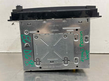 Load image into Gallery viewer, Radio  CHALLENGER 2009 - NW679857
