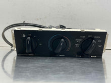 Load image into Gallery viewer, Temperature Controls Ford Mustang 1994 - NW681591
