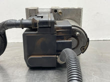 Load image into Gallery viewer, ABS Pump Ford Mustang 1994 - NW681245
