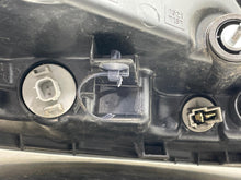Load image into Gallery viewer, TAIL LIGHT LAMP ASSEMBLY Acura TL 2009 09 2010 10 2011 11 Right - NW681527
