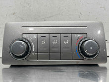 Load image into Gallery viewer, REAR TEMPERATURE CONTROLS Highlander 2011 11 2012 12 2013 13 - NW681872
