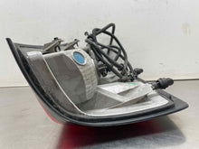 Load image into Gallery viewer, [INVENTORYCAR_YEAR_MAKE_MODEL] TAIL LIGHT LAMP ASSEMBLY Right - NW681947

