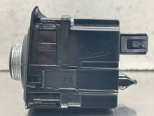 Load image into Gallery viewer, Temperature Controls  AUDI A8 2017 - NW682915

