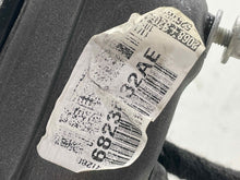Load image into Gallery viewer, SIDE VIEW DOOR MIRROR Grand Cherokee 14 15 16 17 18 19 20 Right - NW682883
