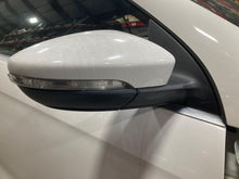 Load image into Gallery viewer, SIDE VIEW DOOR MIRROR Volkswagen EOS 09 10 11 12 13 14 15 Right - NW683777
