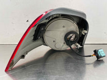 Load image into Gallery viewer, OUTER TAIL LIGHT LAMP Volkswagen EOS 07 08 09 10 11 Right - NW683495

