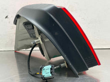 Load image into Gallery viewer, OUTER TAIL LIGHT LAMP Volkswagen EOS 07 08 09 10 11 Right - NW683495
