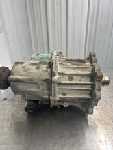 Load image into Gallery viewer, TRANSFER CASE Dodge Durango Jeep Grand Cherokee 2011-2020 - NW683611
