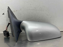 Load image into Gallery viewer, SIDE VIEW MIRROR Audi A4 1999 99 2000 00 2001 01 2002 02 Right - NW683651
