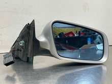 Load image into Gallery viewer, SIDE VIEW MIRROR Audi A4 1999 99 2000 00 2001 01 2002 02 Right - NW683651
