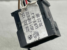 Load image into Gallery viewer, SIDE VIEW MIRROR Audi A4 1999 99 2000 00 2001 01 2002 02 Right - NW683651
