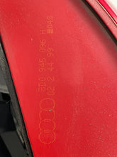 Load image into Gallery viewer, TAIL LIGHT LAMP ASSEMBLY Audi A4 S4 99 00 01 02 Right - NW683725

