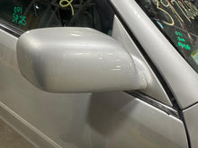 Load image into Gallery viewer, SIDE VIEW MIRROR Toyota Camry 02 03 04 05 06 Right - NW683537
