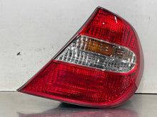 Load image into Gallery viewer, TAIL LIGHT LAMP ASSEMBLY Camry 2002 02 2003 03 2004 04 Right - NW683727
