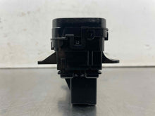 Load image into Gallery viewer, TEMPERATURE CONTROLS Toyota Corolla 2017 17 - NW684281
