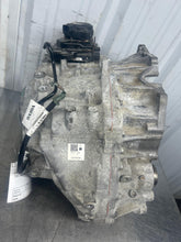 Load image into Gallery viewer, Transmission Volvo XC40 2019 - NW684106
