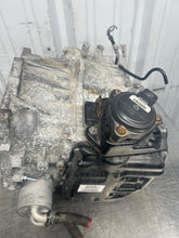 Load image into Gallery viewer, Transmission Volvo XC40 2019 - NW684106
