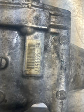 Load image into Gallery viewer, TRANSFER CASE Honda CR-V 2012 12 2013 13 2014 14 - NW684724
