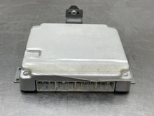 Load image into Gallery viewer, ECU ECM COMPUTER Corolla 2006 06 2007 07 Auto - NW684964
