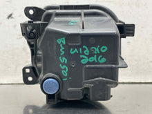 Load image into Gallery viewer, [INVENTORYCAR_YEAR_MAKE_MODEL] FOG LAMP LIGHT Bumper Mounted Right - NW685783
