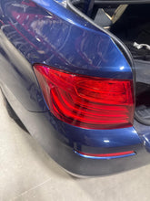 Load image into Gallery viewer, OUTER TAIL LIGHT LAMP 528i 535i 550i Active 5 M5 14 15 16 Left - NW685982
