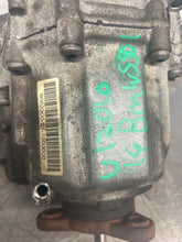 Load image into Gallery viewer, TRANSFER CASE 228I 320i 328D 328i 328I GT 335i 335i GT 428i 435i 12-15 - NW685843
